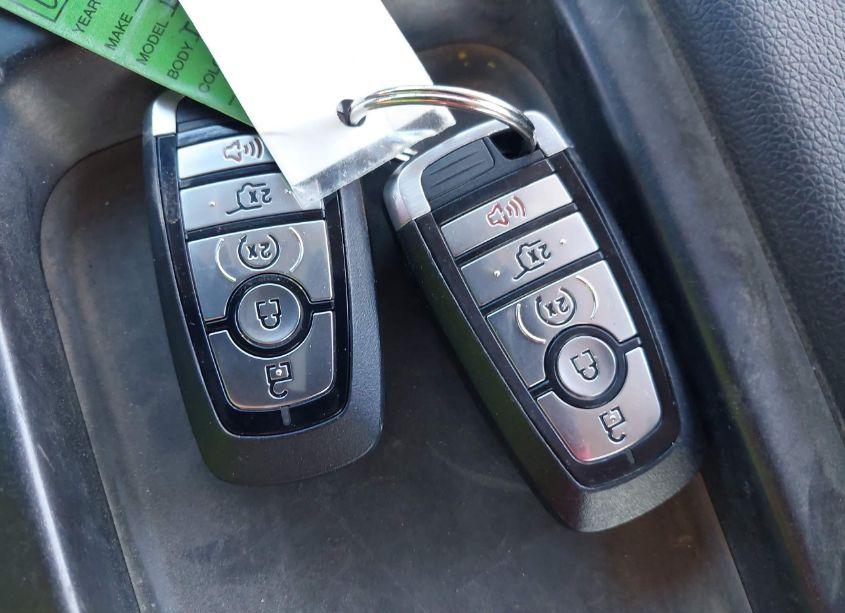 Photo 11 of 2022 Ford Escape TITANIUM (VIN 1FMCU9J91NUA34186)