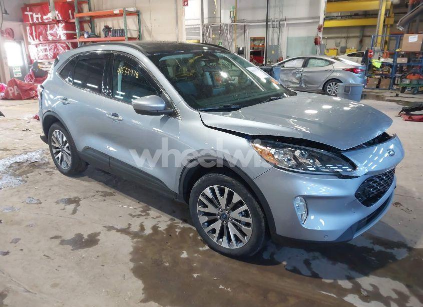 2022 Ford Escape TITANIUM (VIN 1FMCU9J91NUA99703) main photo