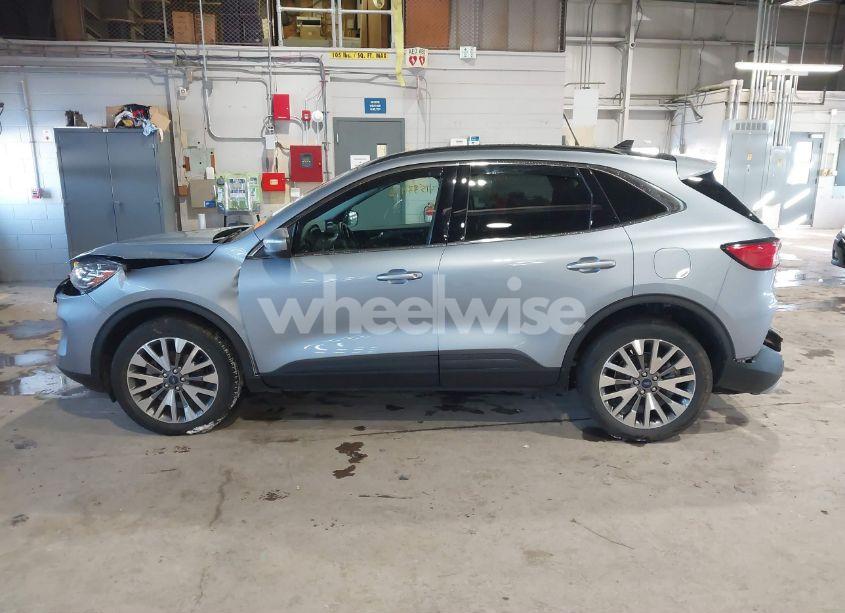 Photo 14 of 2022 Ford Escape TITANIUM (VIN 1FMCU9J91NUA99703)