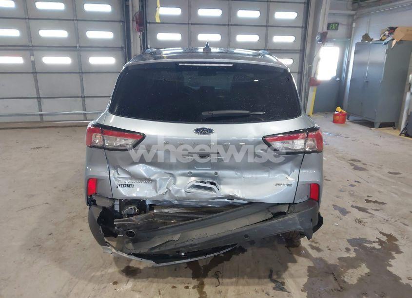 Photo 16 of 2022 Ford Escape TITANIUM (VIN 1FMCU9J91NUA99703)