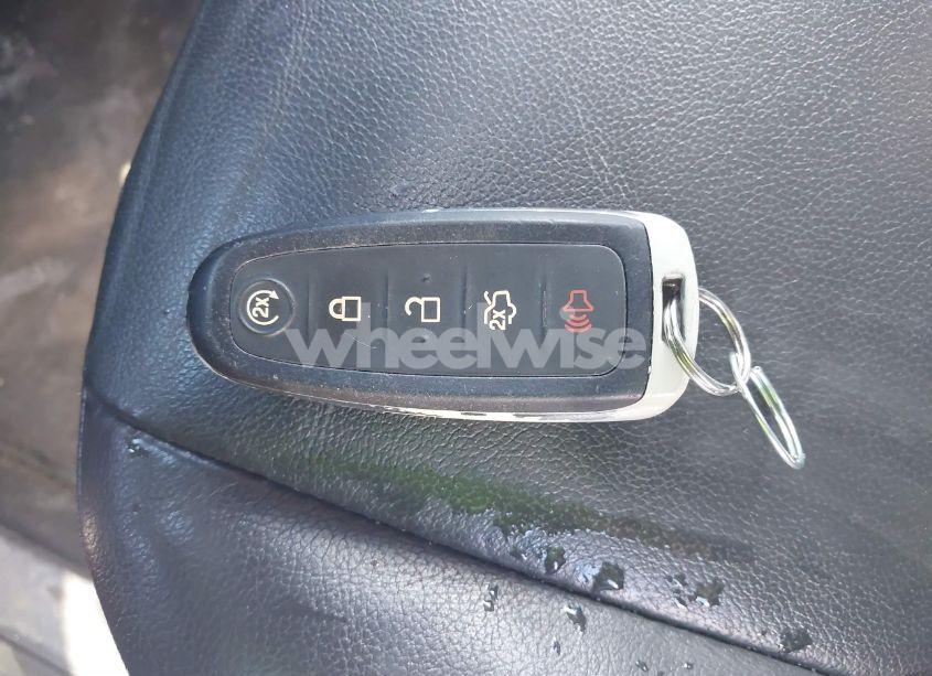 Photo 11 of 2014 Ford Escape TITANIUM (VIN 1FMCU9J92EUA59839)