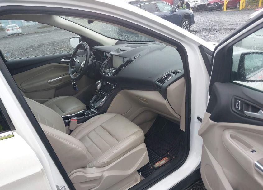 Photo 5 of 2014 Ford Escape TITANIUM (VIN 1FMCU9J92EUA61428)