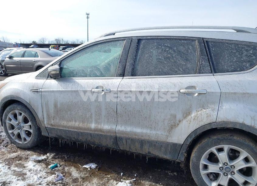 Photo 14 of 2015 Ford Escape TITANIUM (VIN 1FMCU9J92FUC34205)