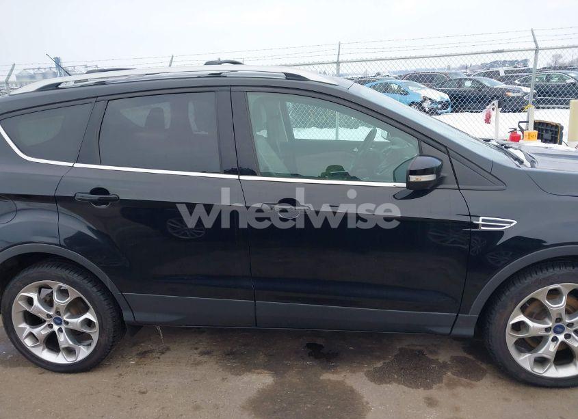 Photo 13 of 2016 Ford Escape TITANIUM (VIN 1FMCU9J92GUA29498)