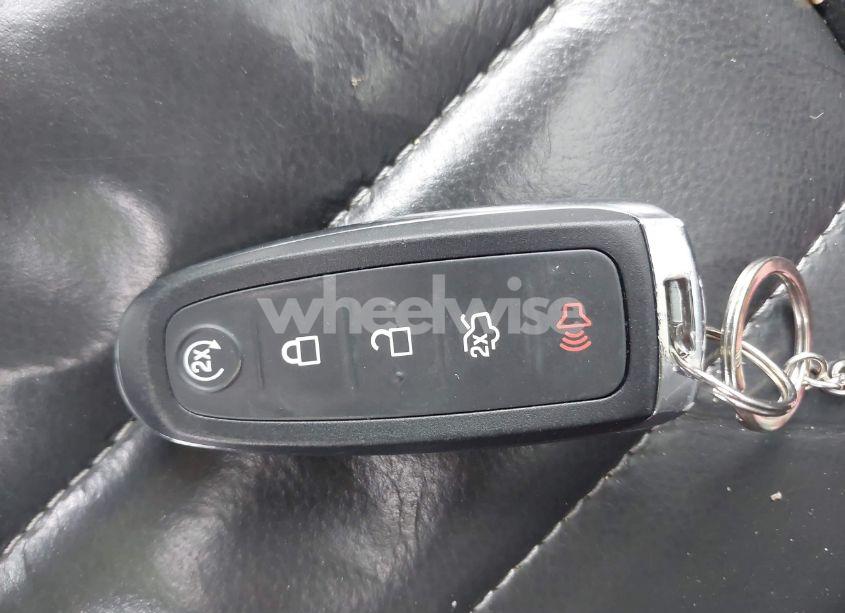 Photo 11 of 2016 Ford Escape TITANIUM (VIN 1FMCU9J92GUA83707)