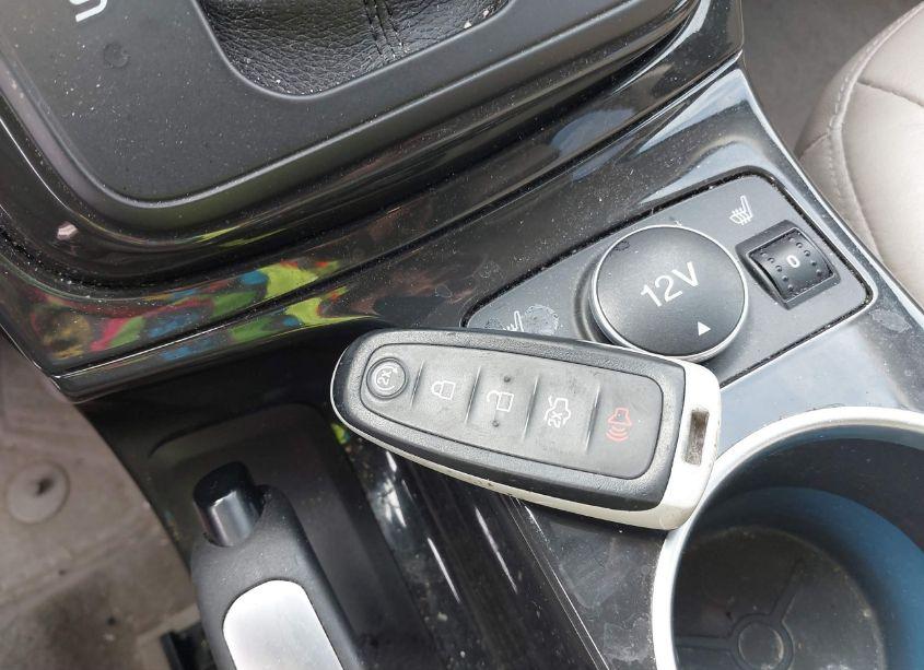 Photo 11 of 2016 Ford Escape TITANIUM (VIN 1FMCU9J92GUC17647)