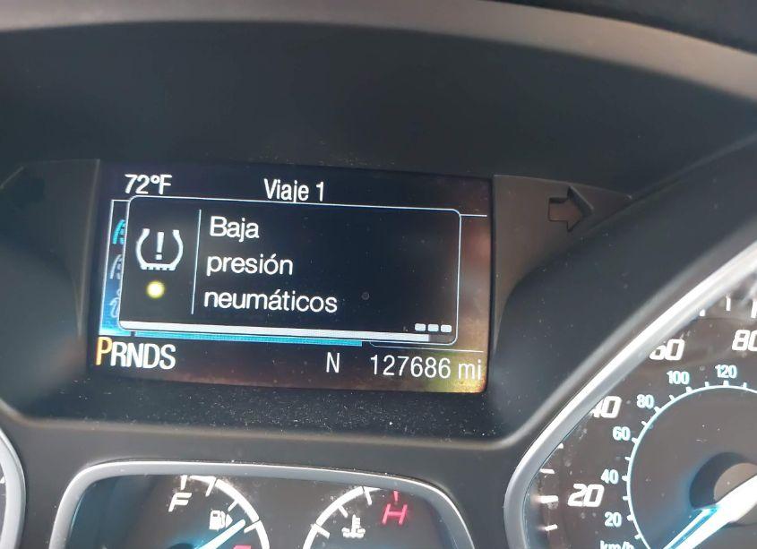 Photo 15 of 2016 Ford Escape TITANIUM (VIN 1FMCU9J92GUC17647)