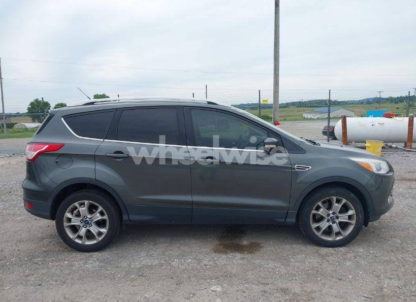 Photo 13 of 2016 Ford Escape TITANIUM (VIN 1FMCU9J92GUC49000)