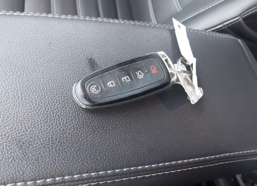 Photo 11 of 2017 Ford Escape TITANIUM (VIN 1FMCU9J92HUB01303)