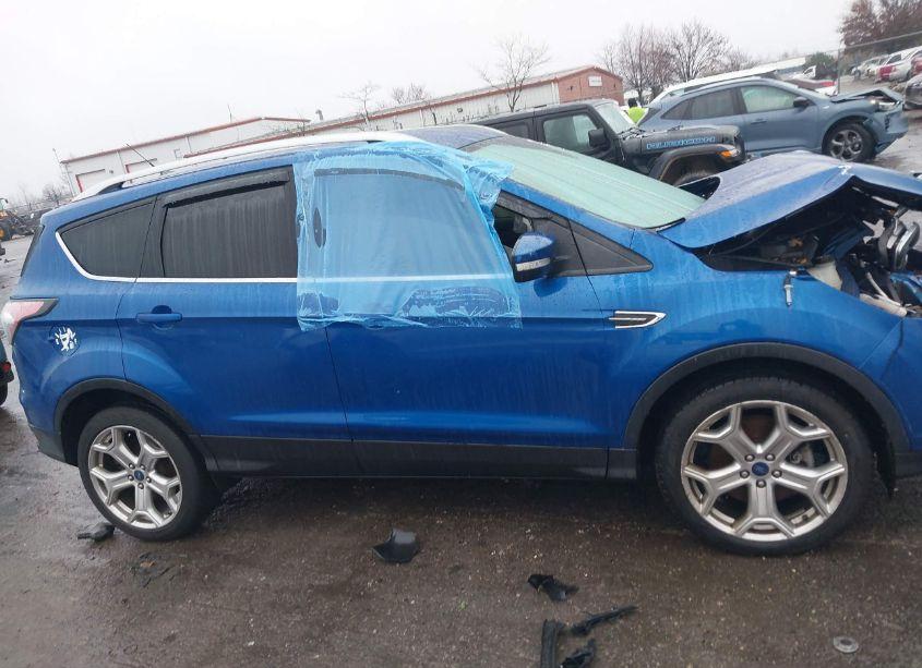 Photo 13 of 2017 Ford Escape TITANIUM (VIN 1FMCU9J92HUB01303)