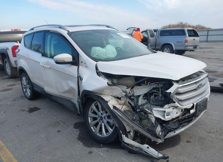 2017 Ford Escape TITANIUM (VIN 1FMCU9J92HUB80293) main photo