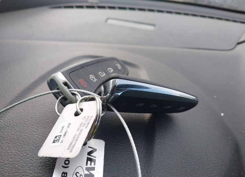 Photo 11 of 2017 Ford Escape TITANIUM (VIN 1FMCU9J92HUB80293)