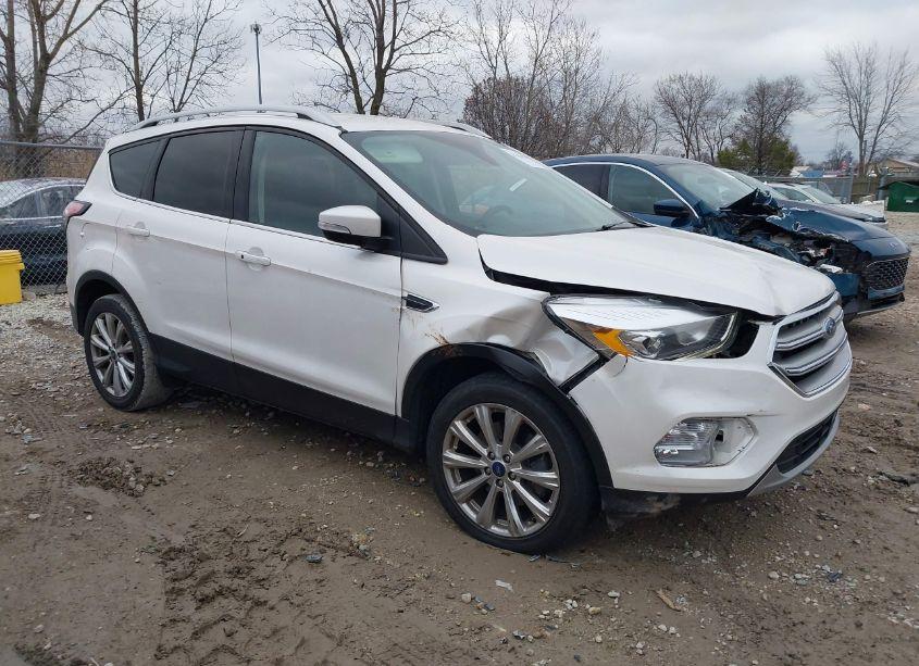 2017 Ford Escape TITANIUM (VIN 1FMCU9J92HUC94598) main photo