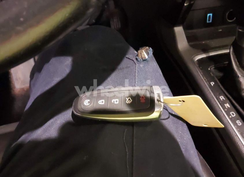 Photo 11 of 2017 Ford Escape TITANIUM (VIN 1FMCU9J92HUD78744)