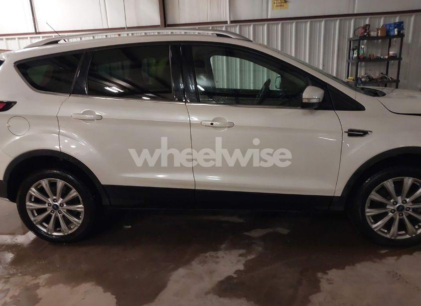 Photo 14 of 2017 Ford Escape TITANIUM (VIN 1FMCU9J92HUD78744)