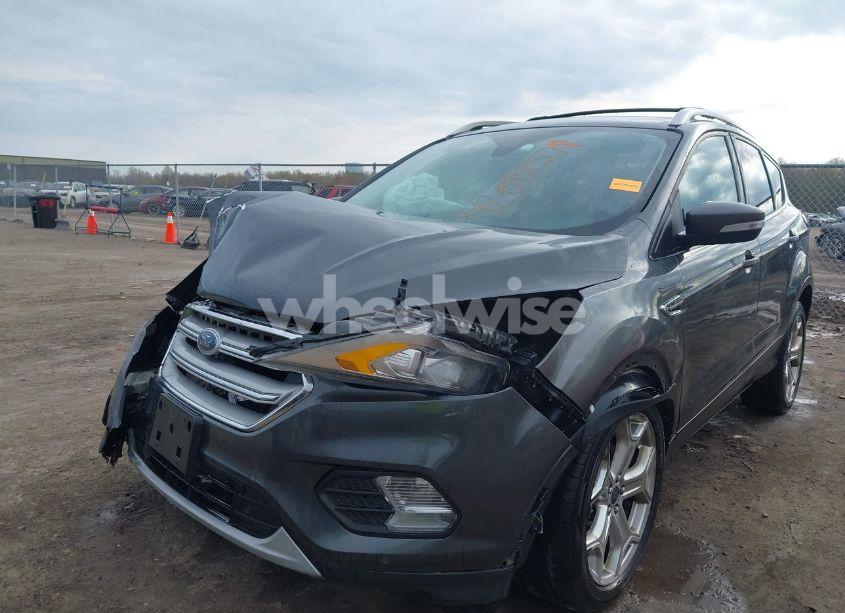 Photo 2 of 2019 Ford Escape TITANIUM (VIN 1FMCU9J92KUA60386)