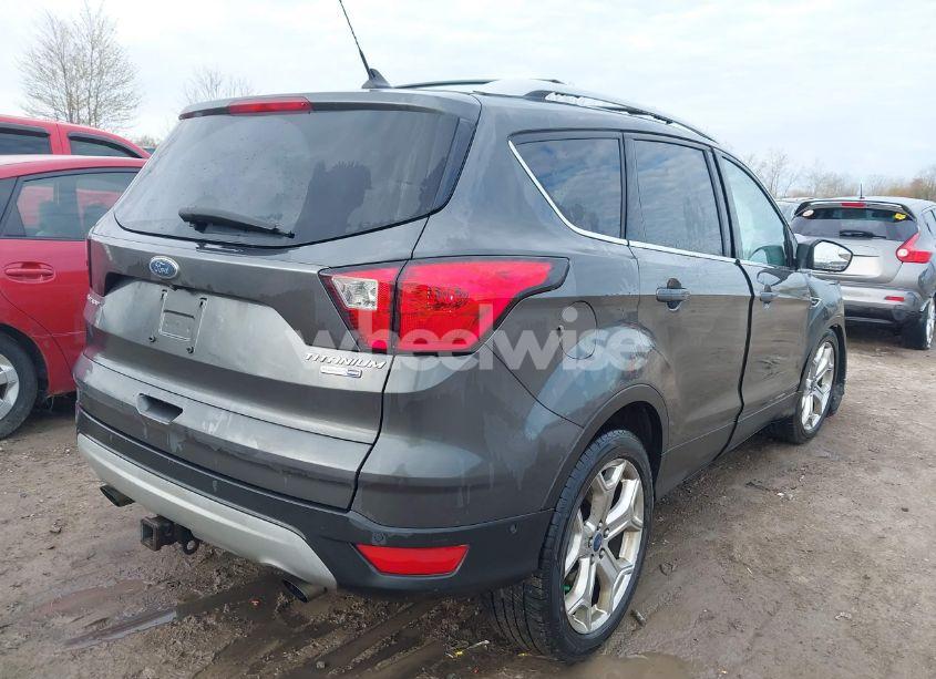 Photo 4 of 2019 Ford Escape TITANIUM (VIN 1FMCU9J92KUA60386)