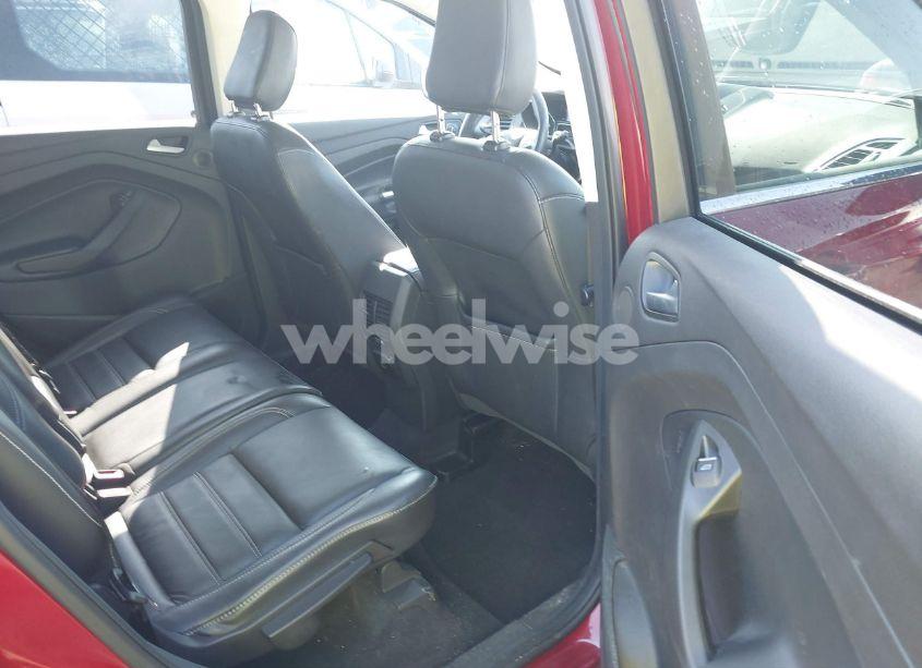 Photo 8 of 2019 Ford Escape TITANIUM (VIN 1FMCU9J92KUA75924)