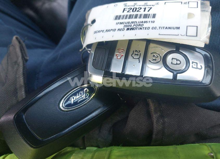 Photo 11 of 2020 Ford Escape TITANIUM (VIN 1FMCU9J92LUA95110)