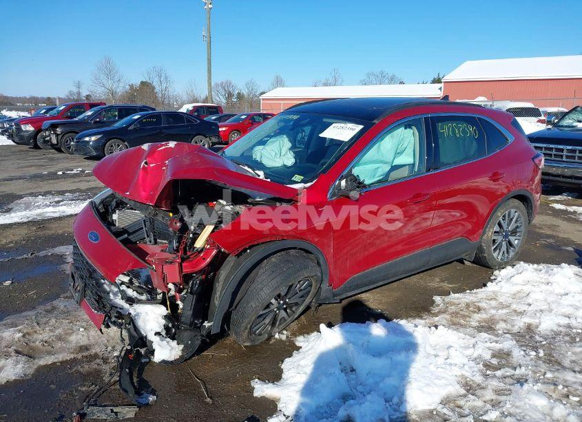 Photo 6 of 2020 Ford Escape TITANIUM (VIN 1FMCU9J92LUA95110)