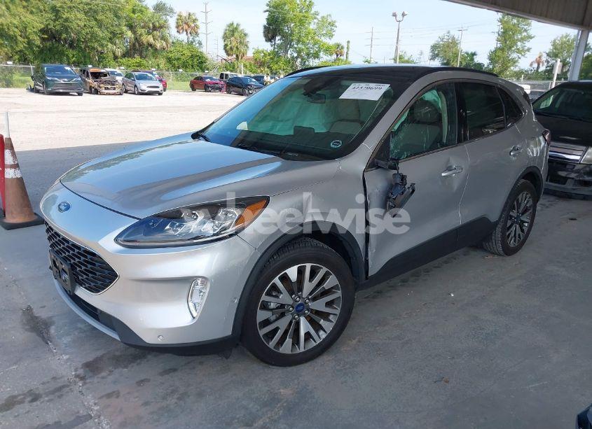 Photo 2 of 2020 Ford Escape TITANIUM (VIN 1FMCU9J92LUB28137)