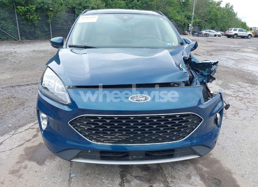 Photo 13 of 2020 Ford Escape TITANIUM (VIN 1FMCU9J92LUC16654)
