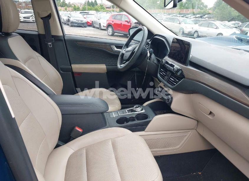 Photo 5 of 2020 Ford Escape TITANIUM (VIN 1FMCU9J92LUC16654)