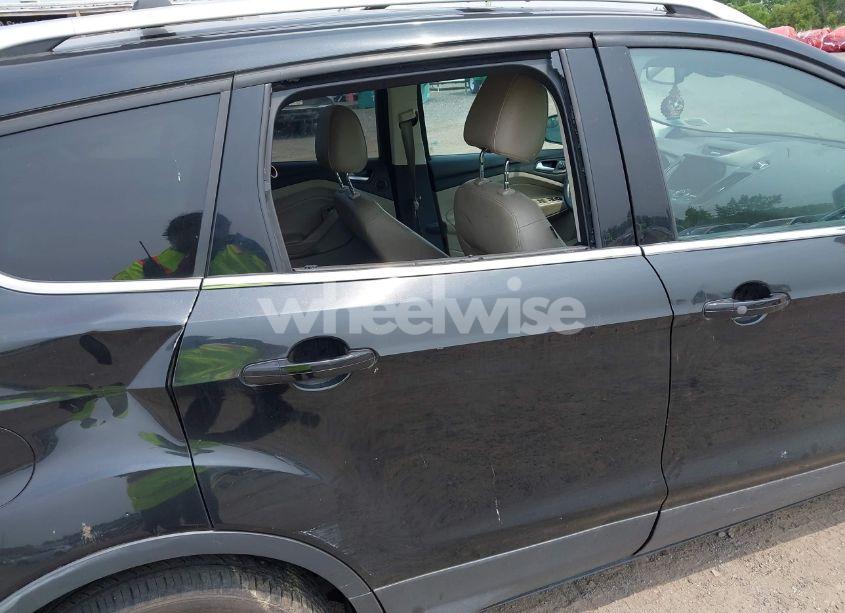 Photo 13 of 2014 Ford Escape TITANIUM (VIN 1FMCU9J93EUA18488)