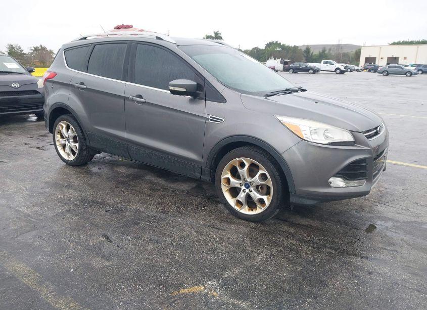 2014 Ford Escape TITANIUM (VIN 1FMCU9J93EUB20535) main photo