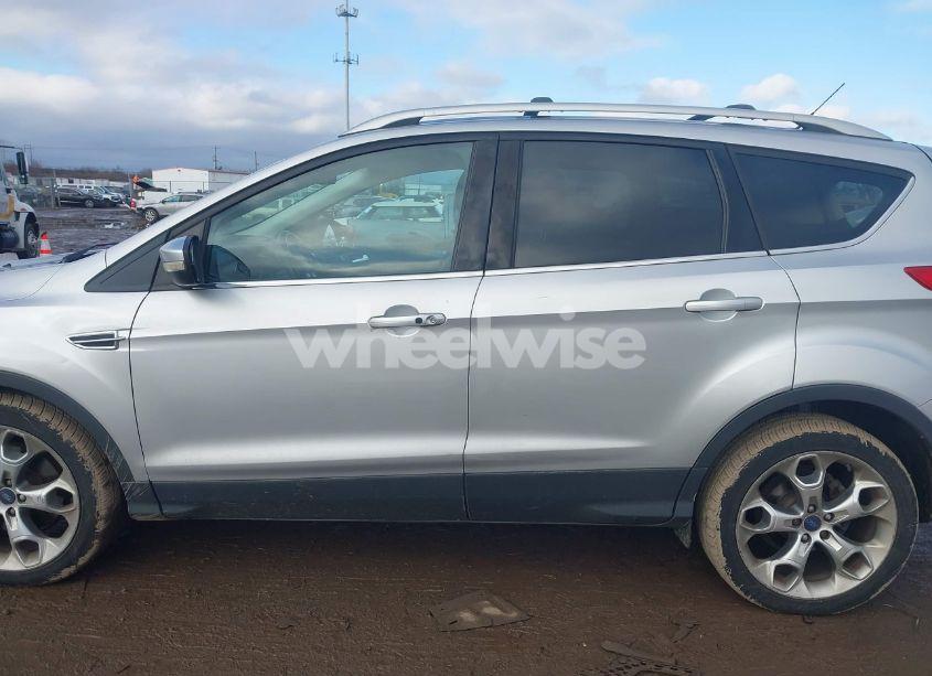Photo 15 of 2014 Ford Escape TITANIUM (VIN 1FMCU9J93EUD42699)