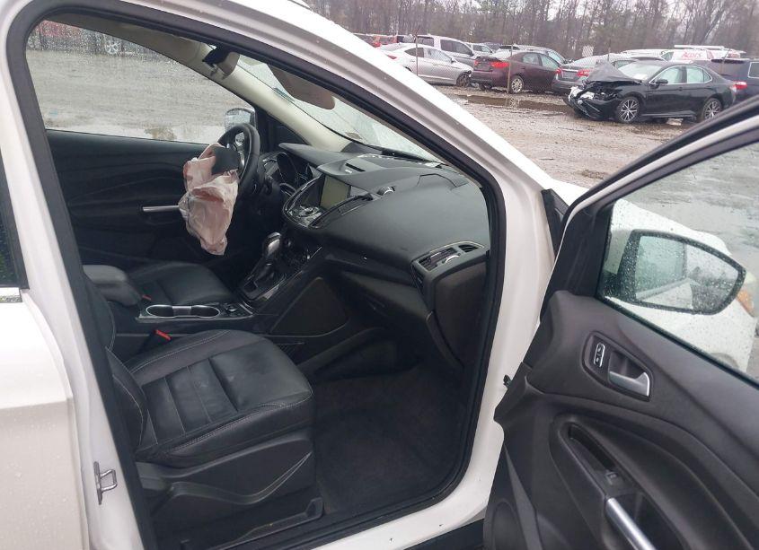 Photo 5 of 2014 Ford Escape TITANIUM (VIN 1FMCU9J93EUE19412)