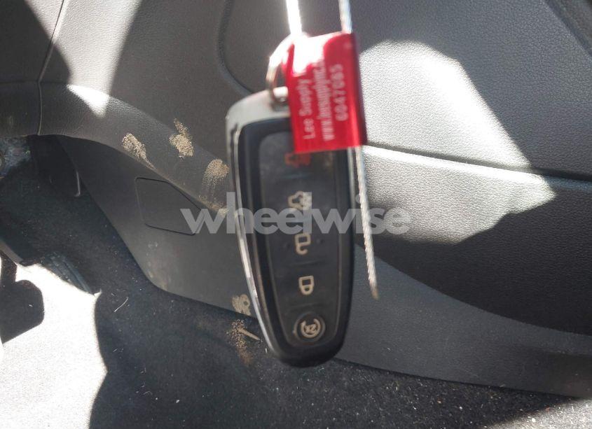 Photo 11 of 2015 Ford Escape TITANIUM (VIN 1FMCU9J93FUA30223)