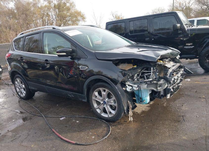 2015 Ford Escape TITANIUM (VIN 1FMCU9J93FUC62112) main photo