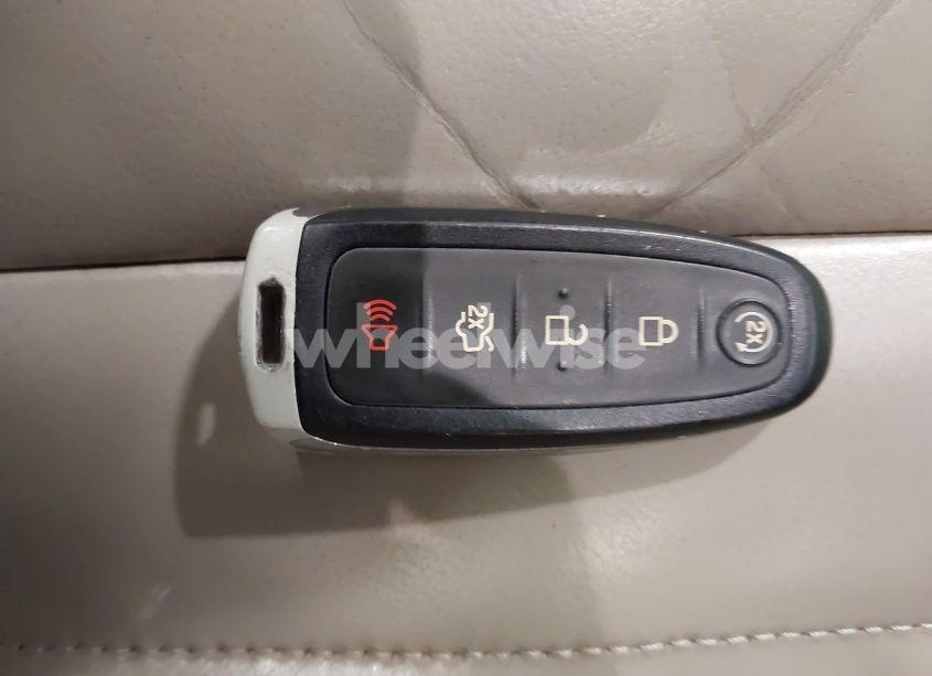 Photo 11 of 2016 Ford Escape TITANIUM (VIN 1FMCU9J93GUA77558)