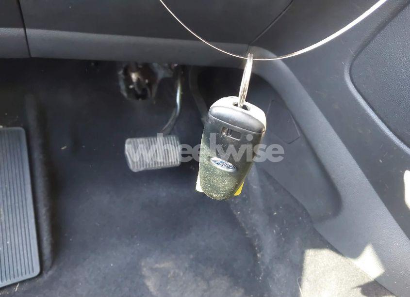 Photo 11 of 2016 Ford Escape TITANIUM (VIN 1FMCU9J93GUB67325)