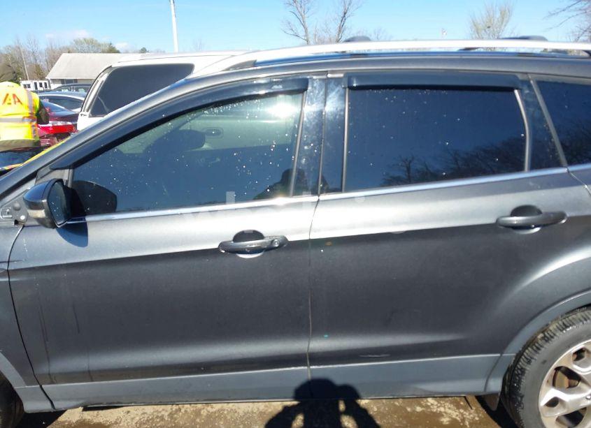 Photo 14 of 2016 Ford Escape TITANIUM (VIN 1FMCU9J93GUB67325)