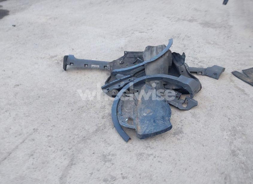 Photo 12 of 2016 Ford Escape TITANIUM (VIN 1FMCU9J93GUB76249)