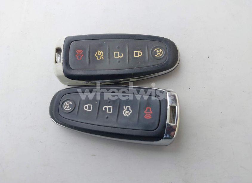 Photo 11 of 2016 Ford Escape TITANIUM (VIN 1FMCU9J93GUB93729)