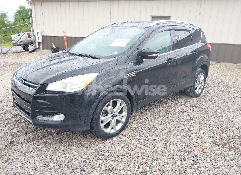 Photo 2 of 2016 Ford Escape TITANIUM (VIN 1FMCU9J93GUB93729)