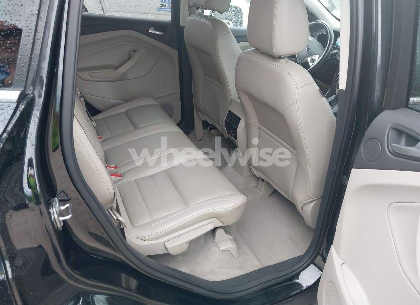 Photo 8 of 2016 Ford Escape TITANIUM (VIN 1FMCU9J93GUB93729)