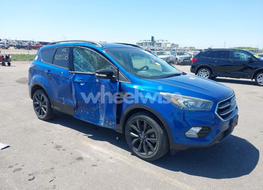 2017 Ford Escape TITANIUM (VIN 1FMCU9J93HUA93731) main photo