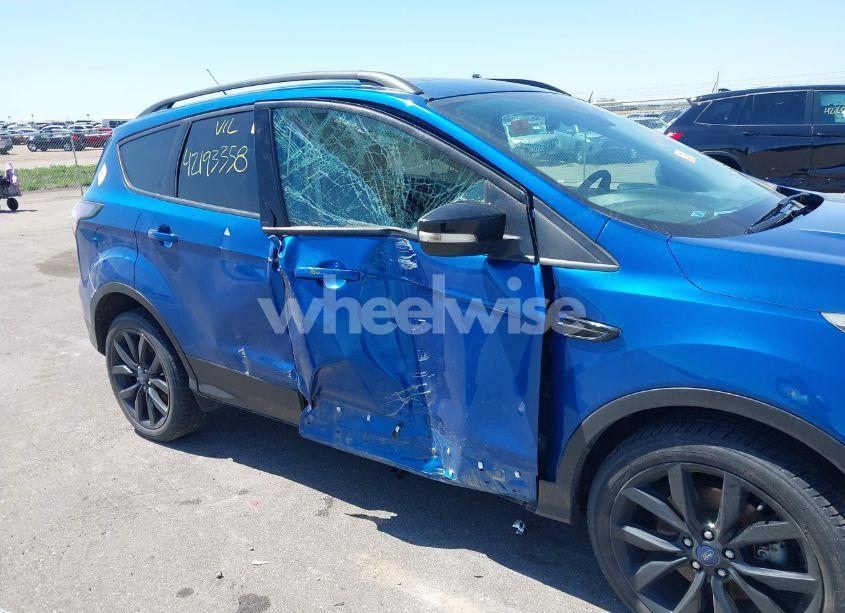 Photo 6 of 2017 Ford Escape TITANIUM (VIN 1FMCU9J93HUA93731)