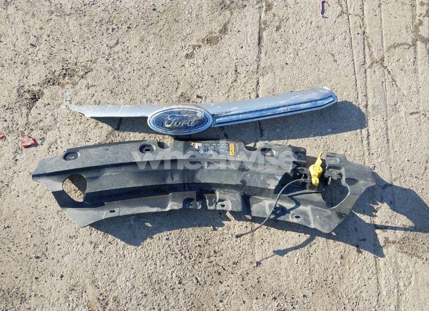 Photo 12 of 2017 Ford Escape TITANIUM (VIN 1FMCU9J93HUB47139)