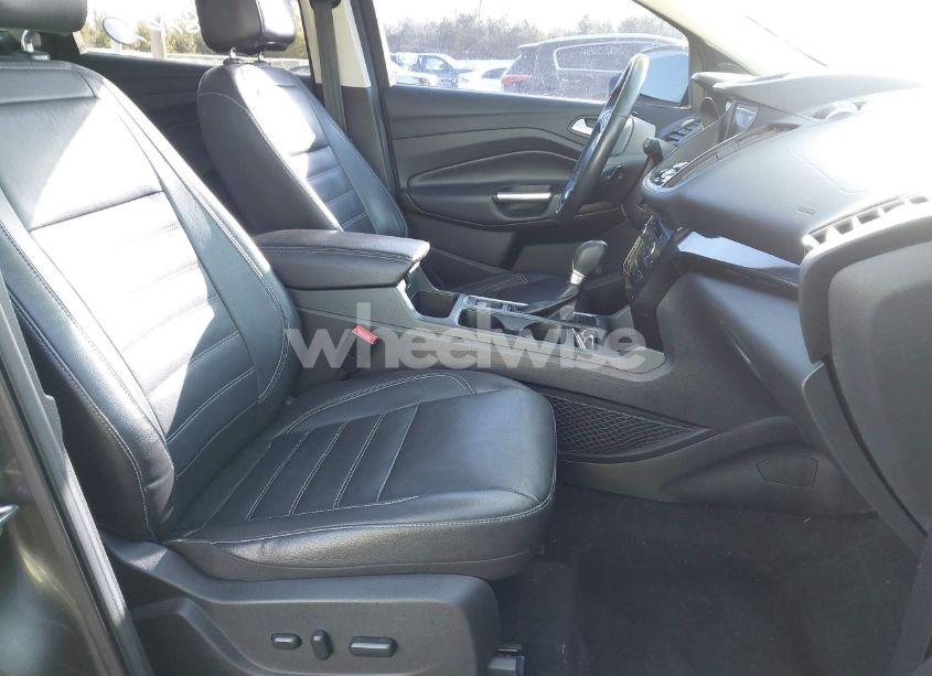 Photo 5 of 2017 Ford Escape TITANIUM (VIN 1FMCU9J93HUB47139)