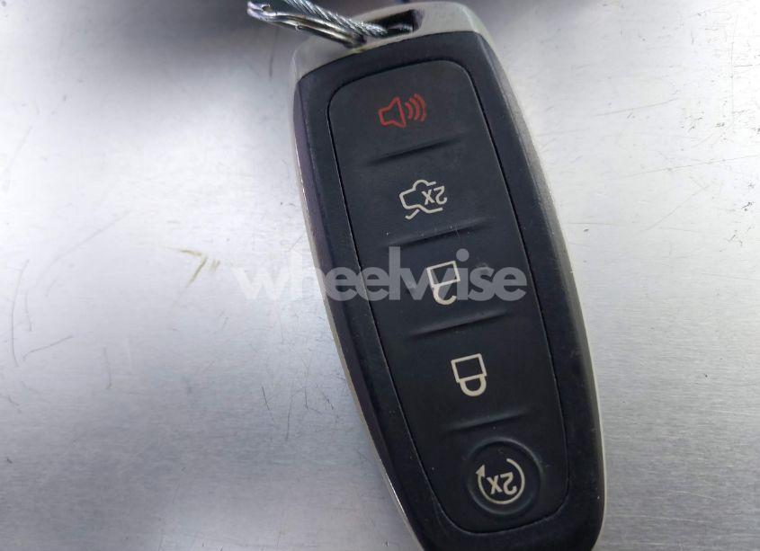 Photo 11 of 2017 Ford Escape TITANIUM (VIN 1FMCU9J93HUC08389)