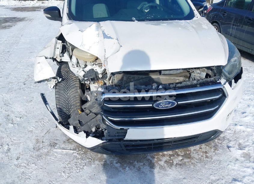 Photo 6 of 2017 Ford Escape TITANIUM (VIN 1FMCU9J93HUC08389)