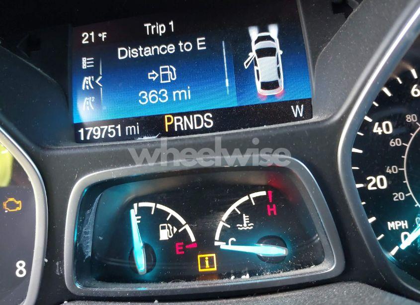 Photo 16 of 2017 Ford Escape TITANIUM (VIN 1FMCU9J93HUC93198)