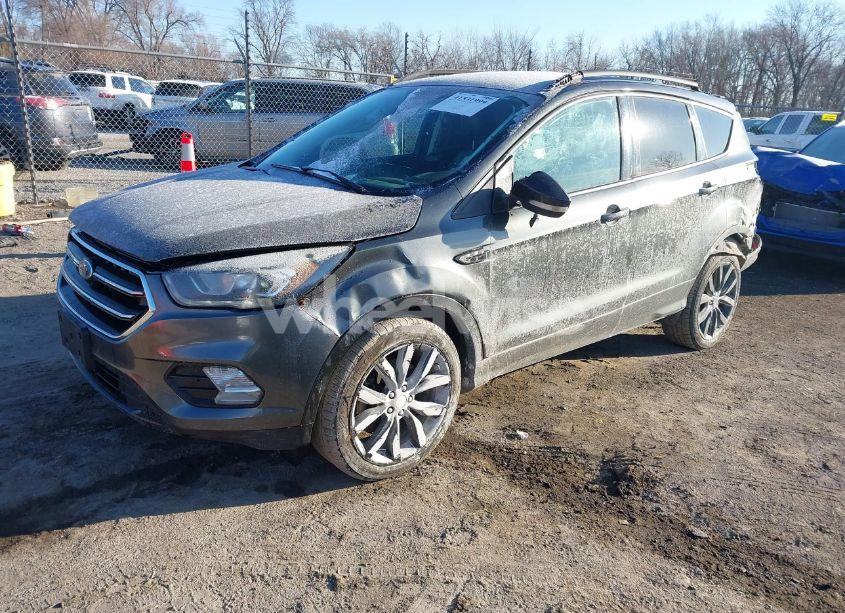 Photo 2 of 2017 Ford Escape TITANIUM (VIN 1FMCU9J93HUC93198)