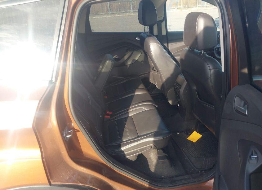 Photo 8 of 2017 Ford Escape TITANIUM (VIN 1FMCU9J93HUC95484)