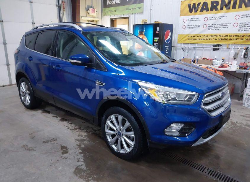 2017 Ford Escape TITANIUM (VIN 1FMCU9J93HUD28919) main photo